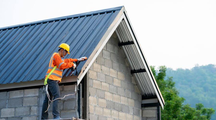 Professional residential roofers in Bellflower, IL